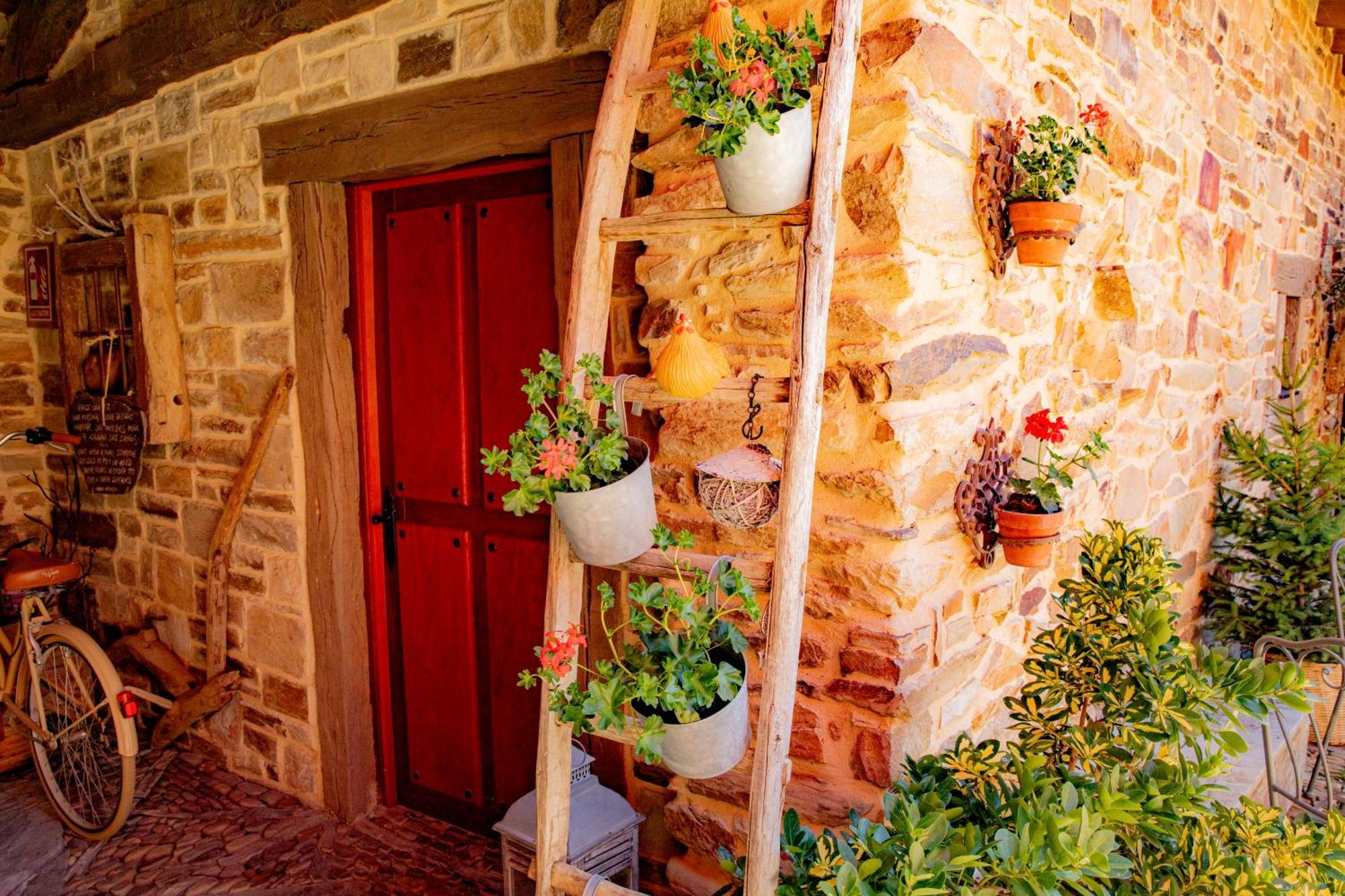 Via Avis Guest House Santa Catalina de Somoza Exterior foto