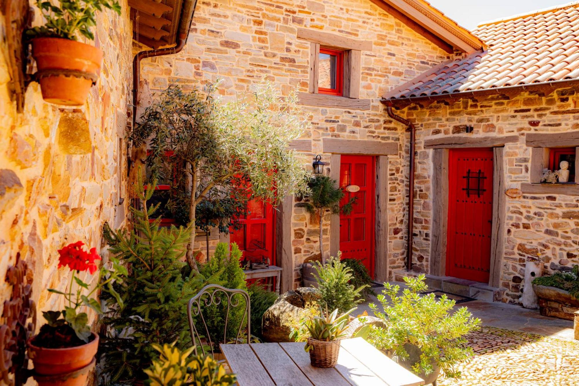 Via Avis Guest House Santa Catalina de Somoza Exterior foto